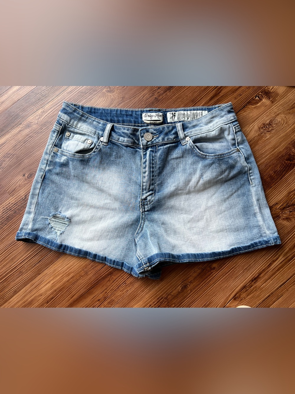Indigo rein blue jean stretch shorts size 15